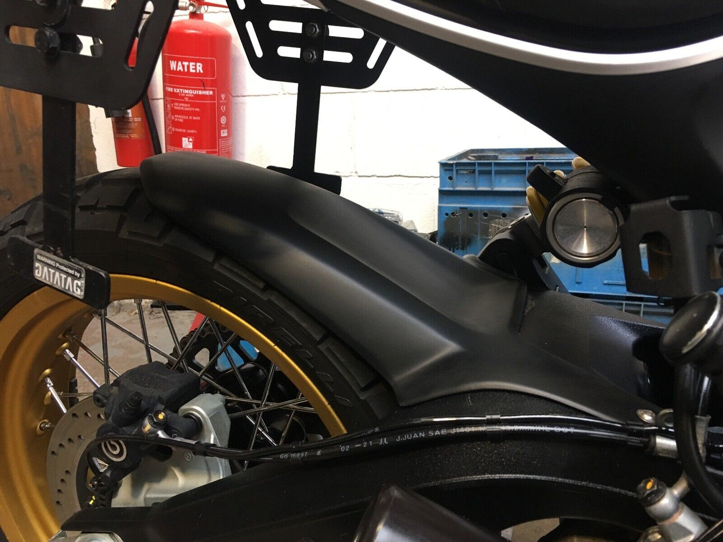 DUCATI SCRAMBLER 800 DESERT SLED MAT SORT HUGGER/MUDGUARD 2018-NU